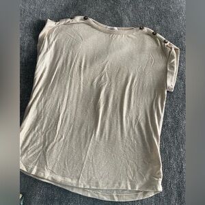 Button Sleeve detail knit top